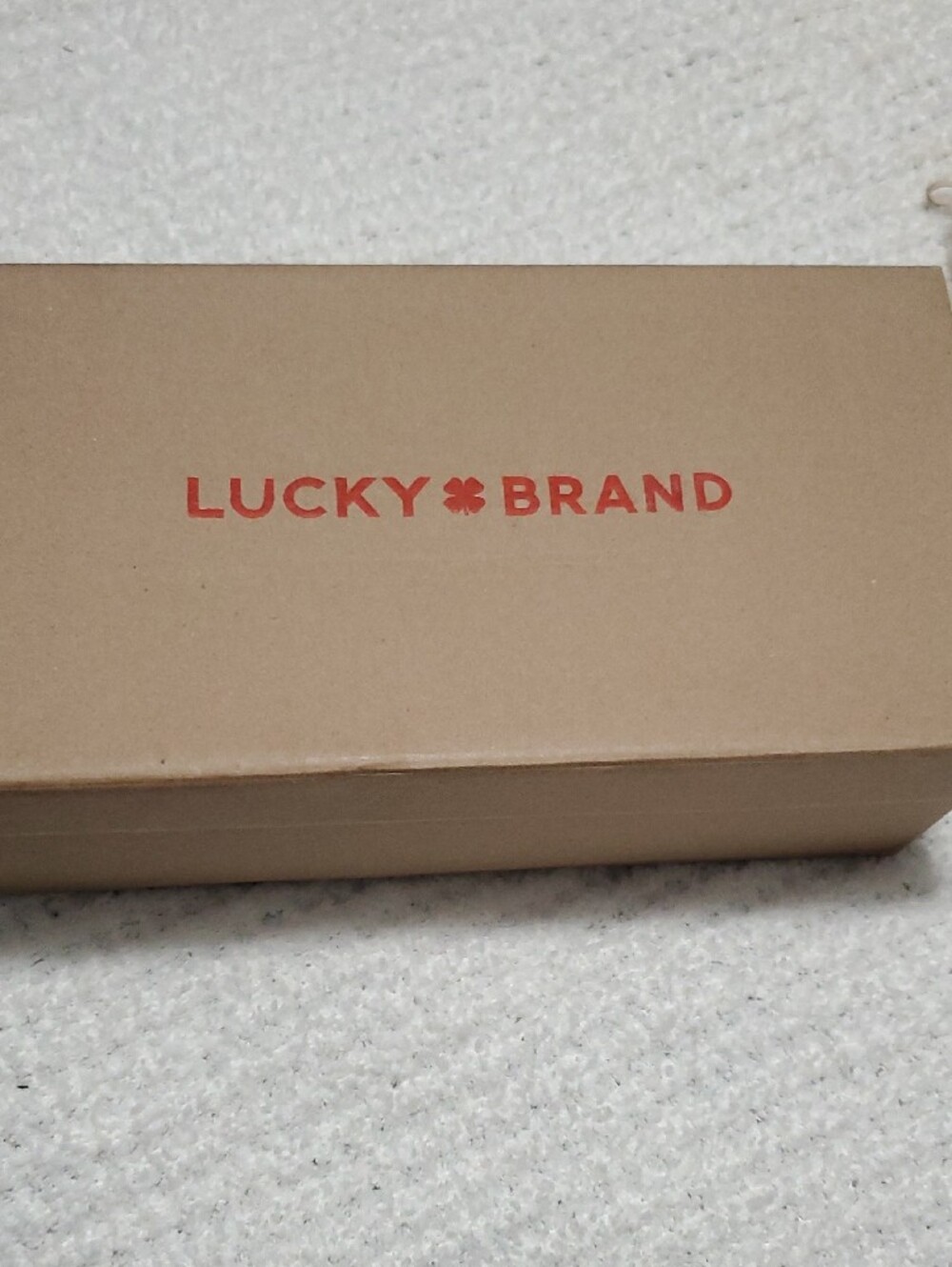 Leather Lucky Brand Zelek Brown Cross-Strap Sandals - Picture 13 of 13